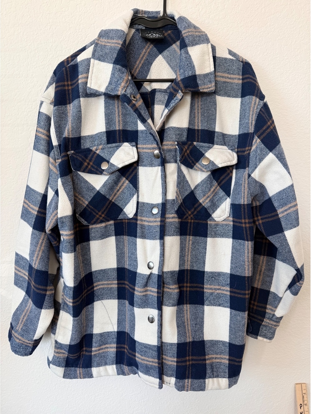 HFX Womens M Plaid Shacket Blue Cream Snap Front Oversized Flannel Jacket